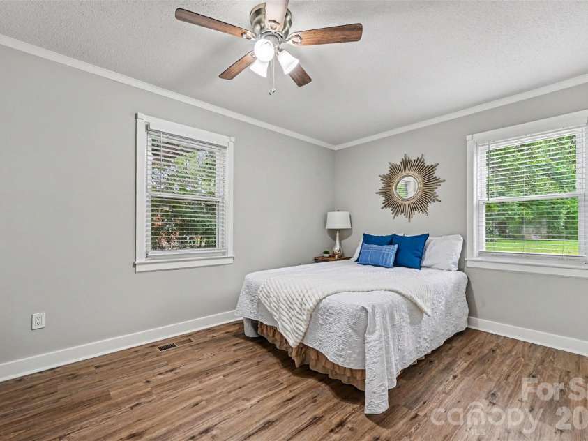 1599 Hillcrest Avenue, Lancaster, SC 29720.  MLS# CAR4378350, YatesRealty ID 33055. 1599 Hillcrest