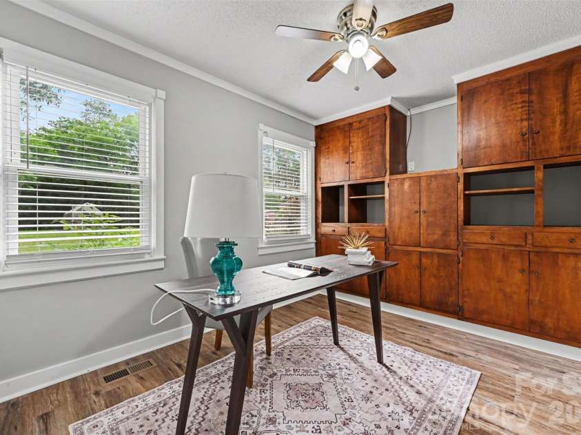 1599 Hillcrest Avenue, Lancaster, SC 29720.  MLS# CAR4378350, YatesRealty ID 33055. 1599 Hillcrest