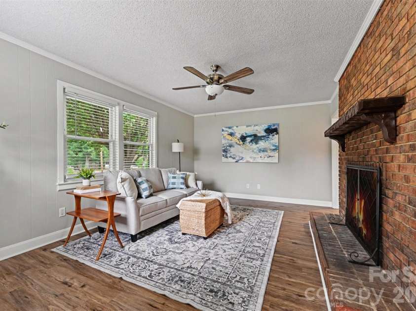 1599 Hillcrest Avenue, Lancaster, SC 29720.  MLS# CAR4378350, YatesRealty ID 33055. 1599 Hillcrest