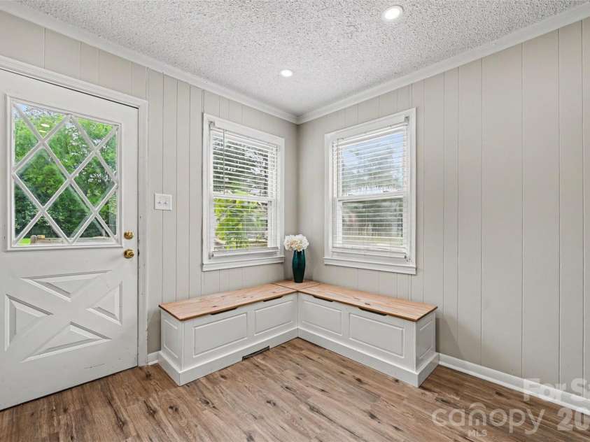 1599 Hillcrest Avenue, Lancaster, SC 29720.  MLS# CAR4378350, YatesRealty ID 33055. 1599 Hillcrest