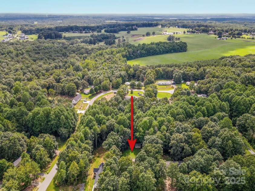 3903 Benny Shrum Lane, Maiden, NC 28650.  MLS# CAR4292063, YatesRealty ID 33055. 