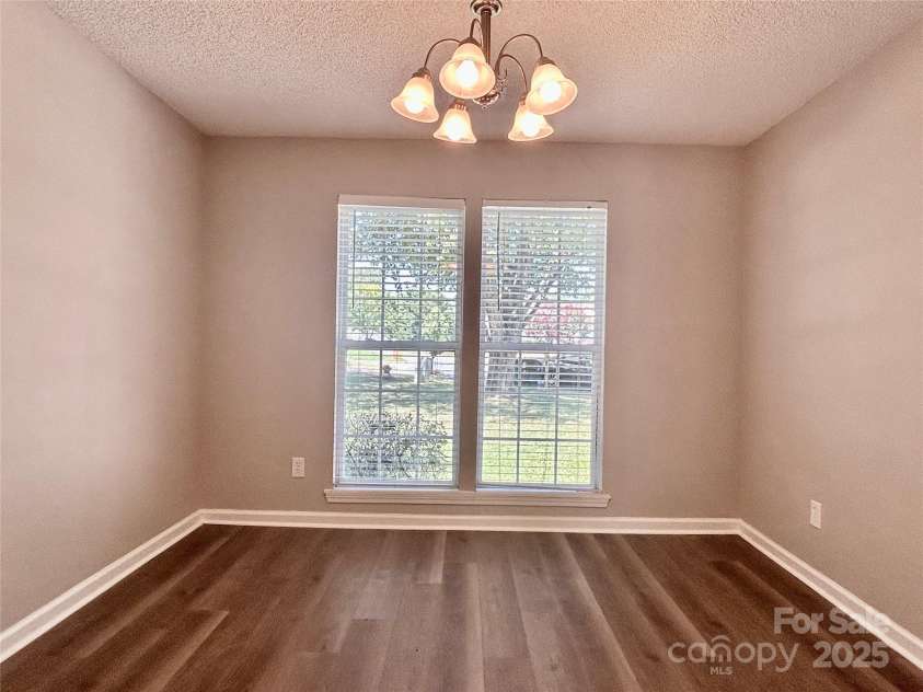 5103 Timbertop Lane, Charlotte, NC 28215.  MLS# CAR4260288, YatesRealty ID 33057. 