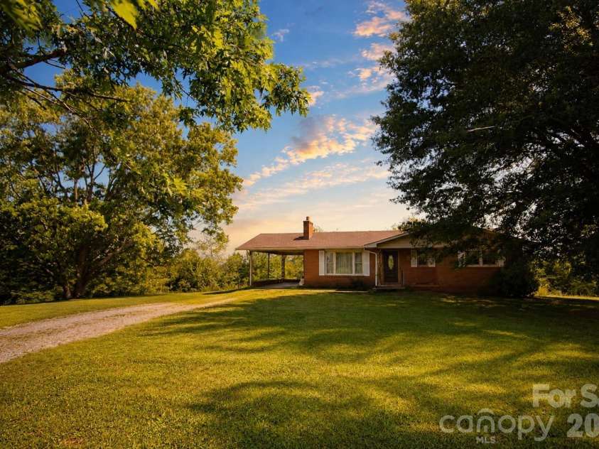 360 Davenport Road, Rutherfordton, NC 28139.  MLS# CAR4396430, YatesRealty ID 33058. 