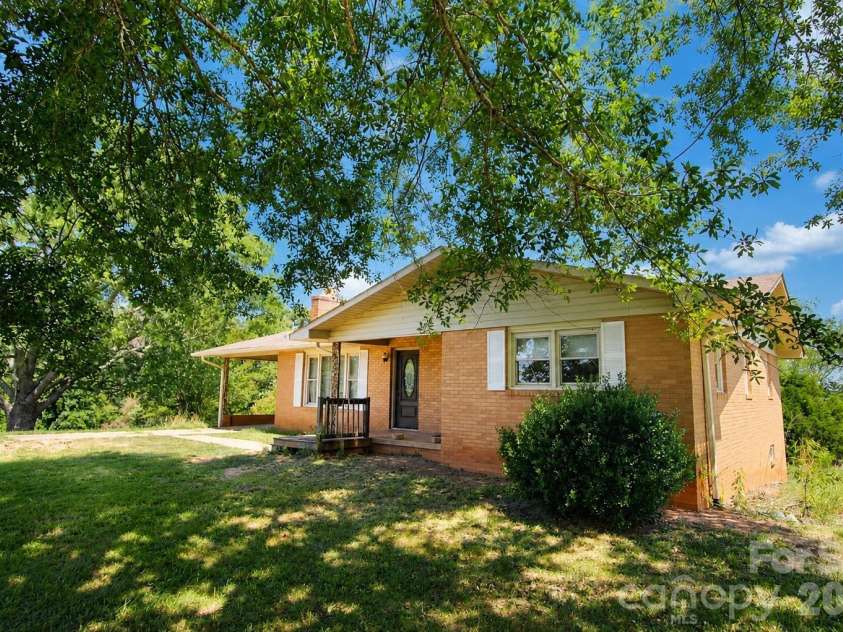 360 Davenport Road, Rutherfordton, NC 28139.  MLS# CAR4396430, YatesRealty ID 33058. 