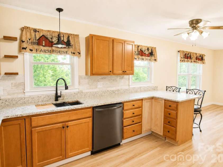 360 Davenport Road, Rutherfordton, NC 28139.  MLS# CAR4396430, YatesRealty ID 33058. 