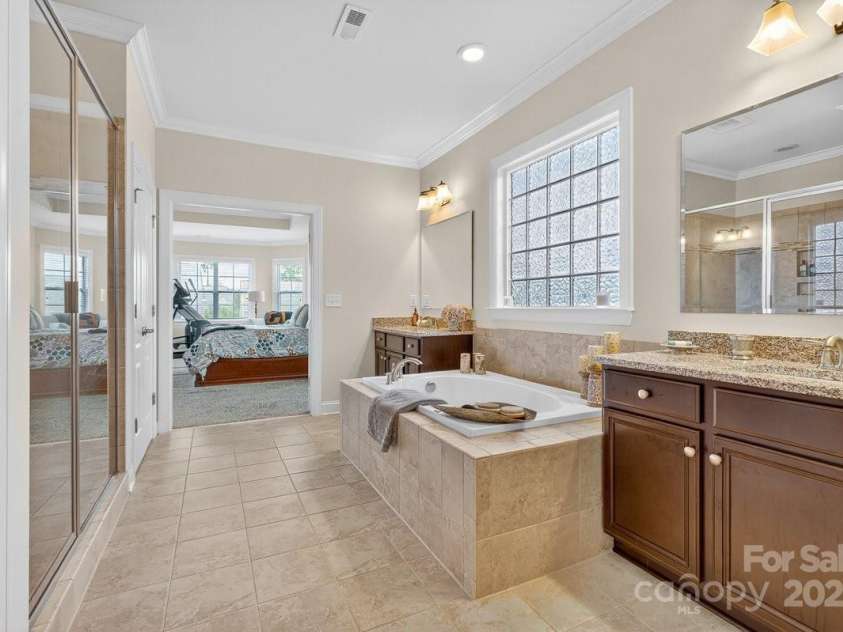 10684 Skipping Rock Lane, Concord, NC 28027.  MLS# CAR4287664, YatesRealty ID 33059. 