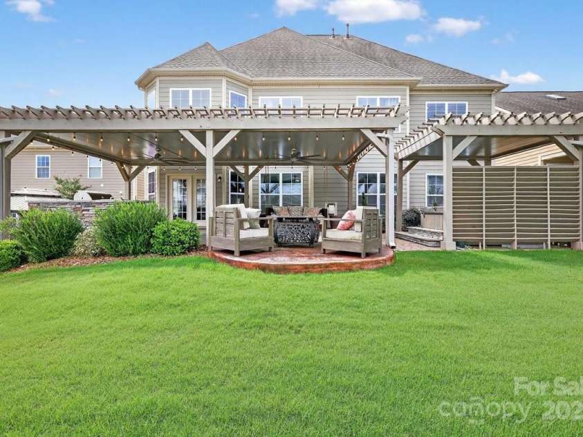 10684 Skipping Rock Lane, Concord, NC 28027.  MLS# CAR4287664, YatesRealty ID 33059. 