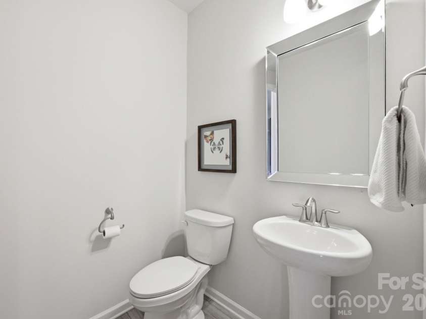 169 Marron Drive, Indian Trail, NC 28079.  MLS# CAR4394787, YatesRealty ID 33059. Main Floor Half Bath