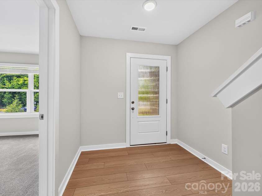 1144 Bismuth Lane, Charlotte, NC 28211.  MLS# CAR4355308, YatesRealty ID 3306. 