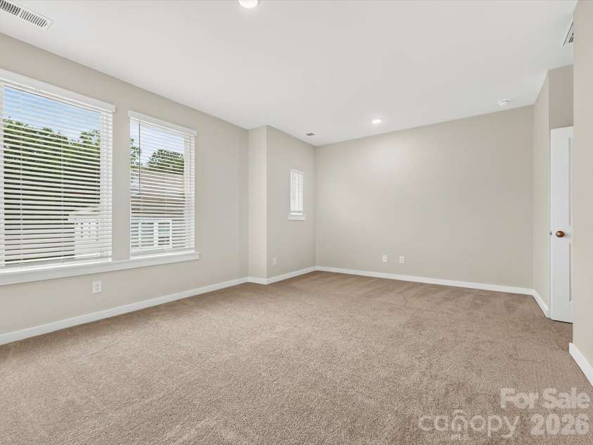 1144 Bismuth Lane, Charlotte, NC 28211.  MLS# CAR4355308, YatesRealty ID 3306. 