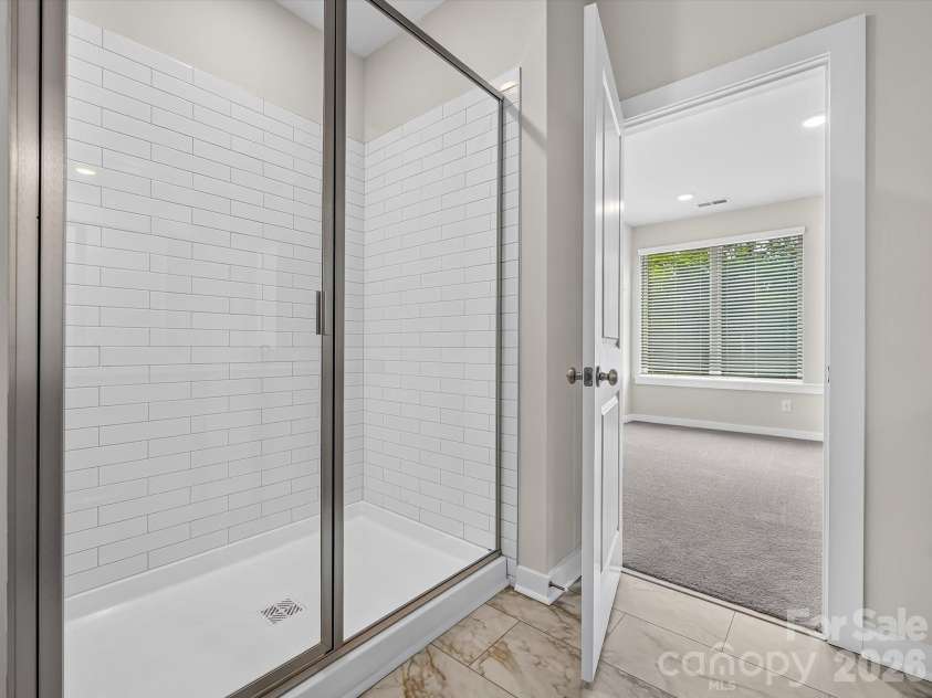 1144 Bismuth Lane, Charlotte, NC 28211.  MLS# CAR4355308, YatesRealty ID 3306. 