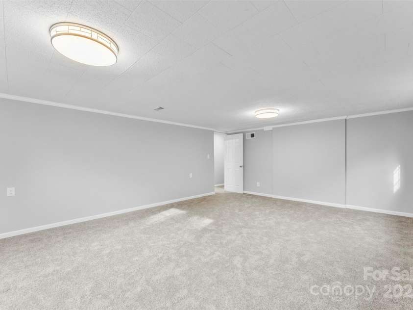 3327 Deerwood Drive, Gastonia, NC 28054.  MLS# CAR4189136, YatesRealty ID 3306. 