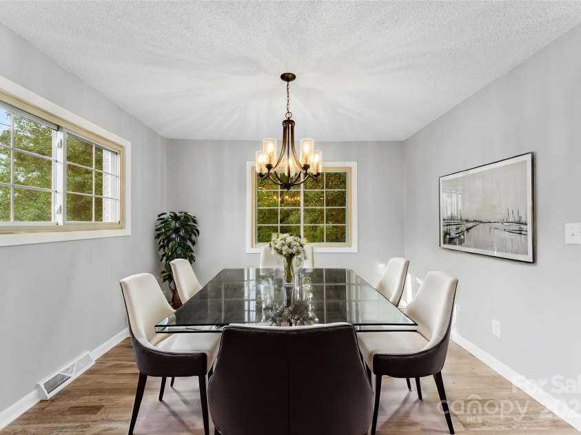 3327 Deerwood Drive, Gastonia, NC 28054.  MLS# CAR4189136, YatesRealty ID 3306. Dining room