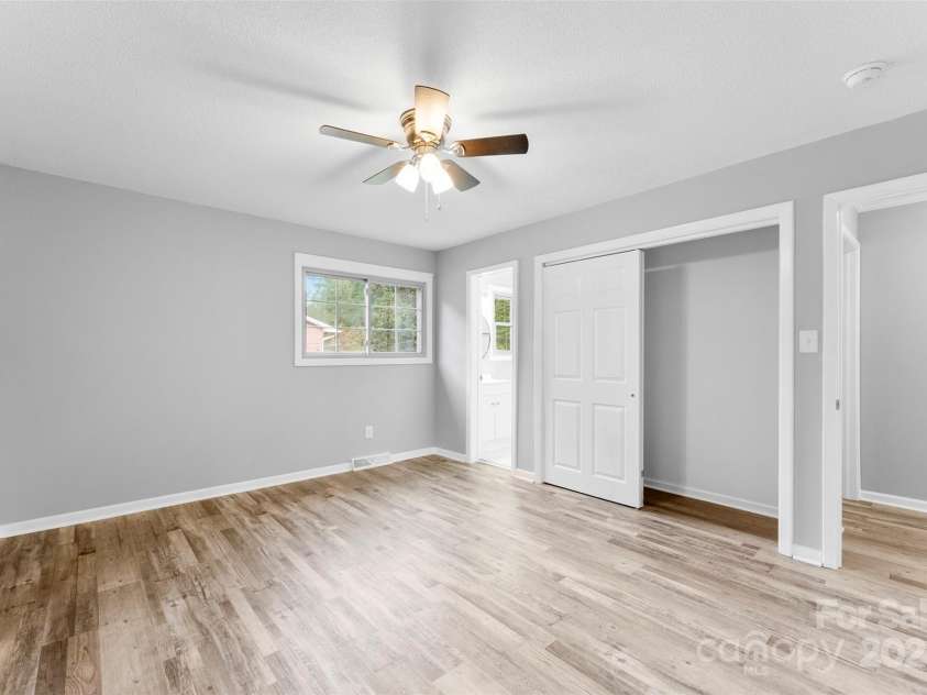 3327 Deerwood Drive, Gastonia, NC 28054.  MLS# CAR4189136, YatesRealty ID 3306. Master bedroom