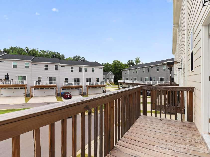 309 Cramerton Mills Parkway, Cramerton, NC 28032.  MLS# CAR4396818, YatesRealty ID 33060. 