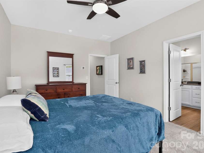 309 Cramerton Mills Parkway, Cramerton, NC 28032.  MLS# CAR4396818, YatesRealty ID 33060. 
