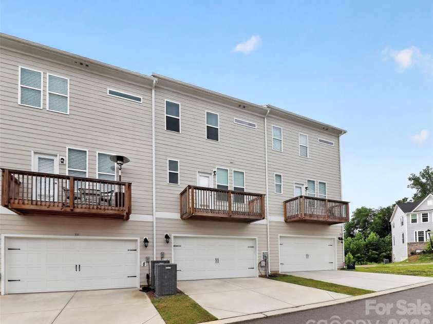 309 Cramerton Mills Parkway, Cramerton, NC 28032.  MLS# CAR4396818, YatesRealty ID 33060. 