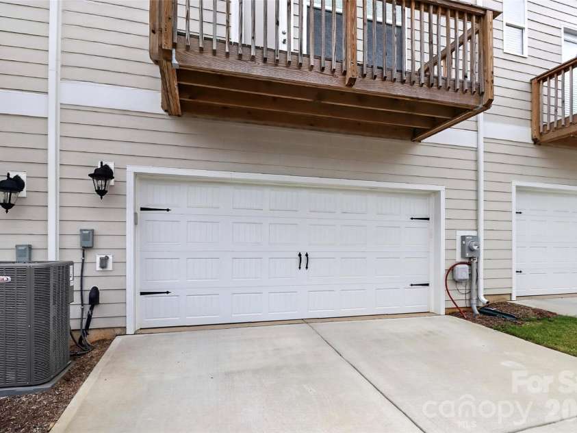 309 Cramerton Mills Parkway, Cramerton, NC 28032.  MLS# CAR4396818, YatesRealty ID 33060. 