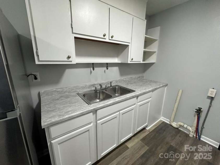 48708 Highway 52 Highway, Richfield, NC 28137.  MLS# CAR4293668, YatesRealty ID 33060. 