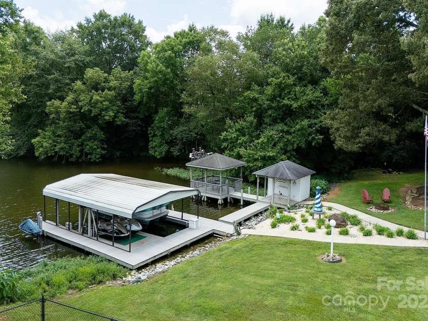 46338 Chase Point Drive, Norwood, NC 28128.  MLS# CAR4292047, YatesRealty ID 33062. 