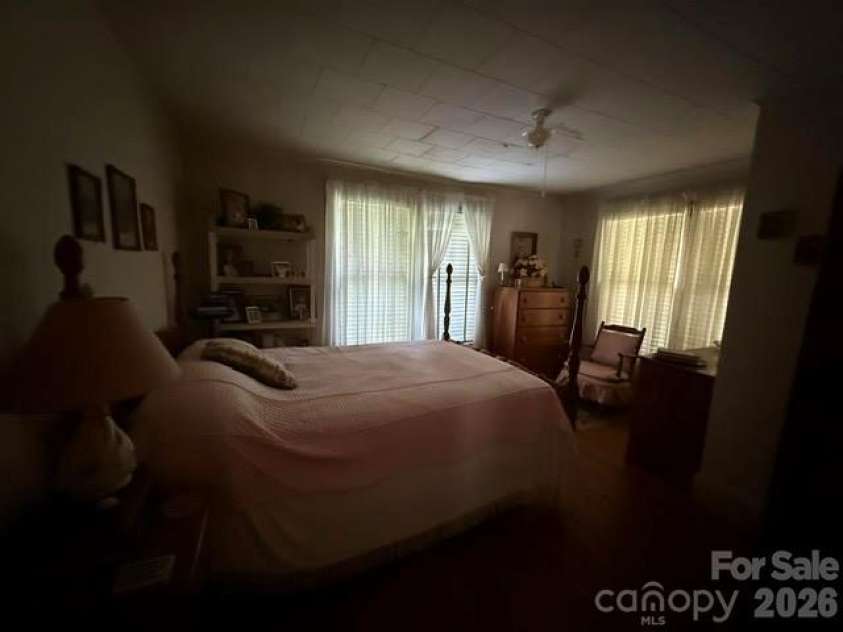 1622 Park Avenue, Albemarle, NC 28001.  MLS# CAR4392237, YatesRealty ID 33063. 