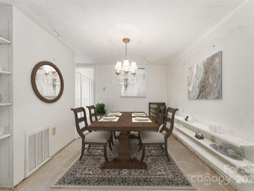 3740 Winding Creek Lane, Charlotte, NC 28226.  MLS# CAR4286176, YatesRealty ID 33064. Virtually Staged Dining Area