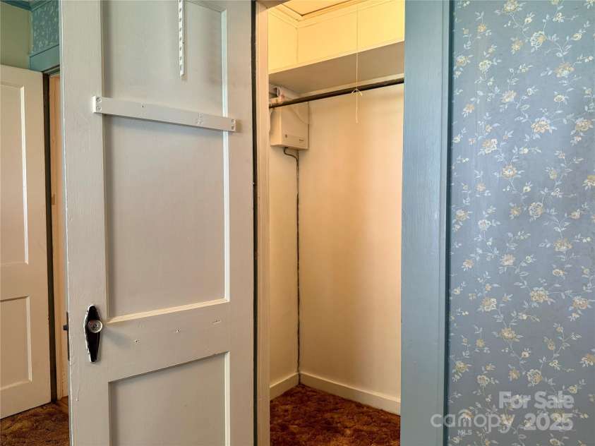 1614 Norwood Street, Lenoir, NC 28645.  MLS# CAR4287801, YatesRealty ID 33065. 