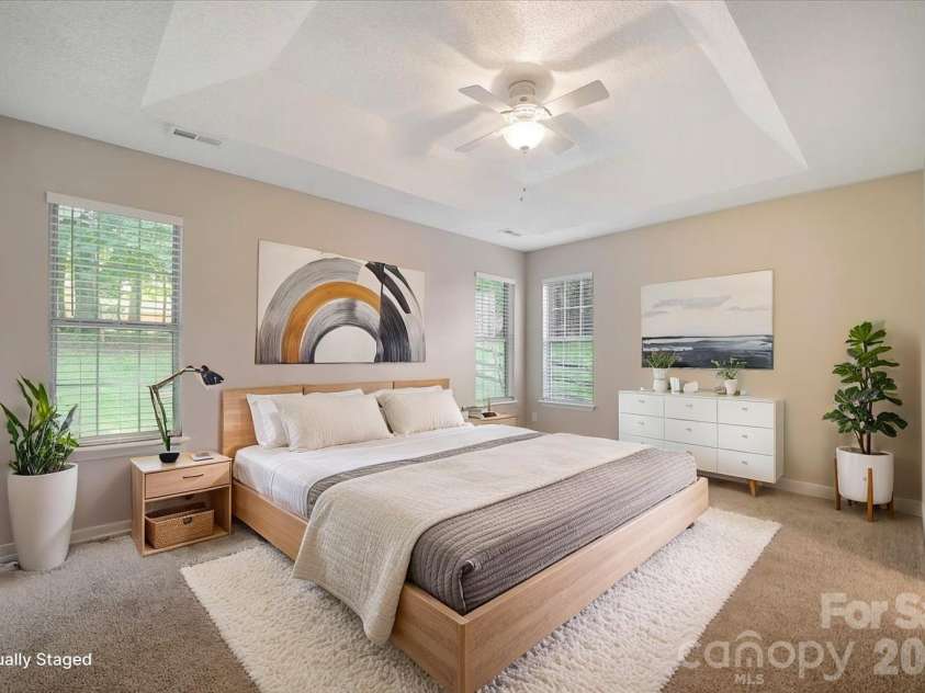 14136 Walkers Crossing Drive, Charlotte, NC 28273.  MLS# CAR4393451, YatesRealty ID 33066. 