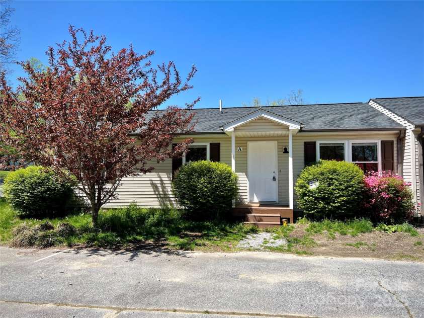1754 Meadowbrook Terrace, Hendersonville, NC 28791.  MLS# CAR4269491, YatesRealty ID 33067. Exterior of Unit A.
