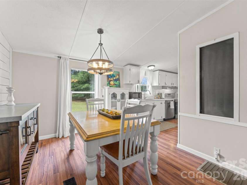 3607 Kennington Drive, Waxhaw, NC 28173.  MLS# CAR4392734, YatesRealty ID 33067. 