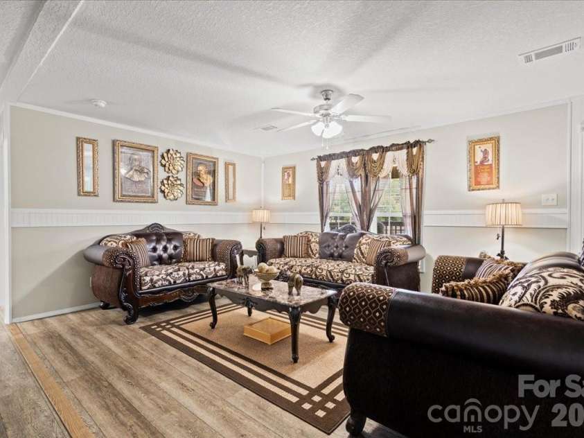 187 Central Place Lane, Pageland, SC 29728.  MLS# CAR4394264, YatesRealty ID 33069. 