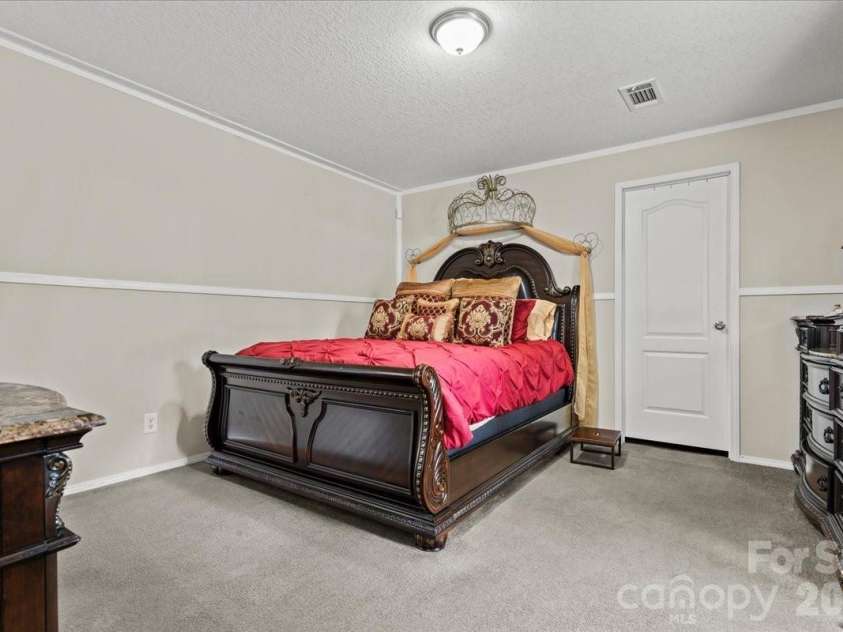 187 Central Place Lane, Pageland, SC 29728.  MLS# CAR4394264, YatesRealty ID 33069. 