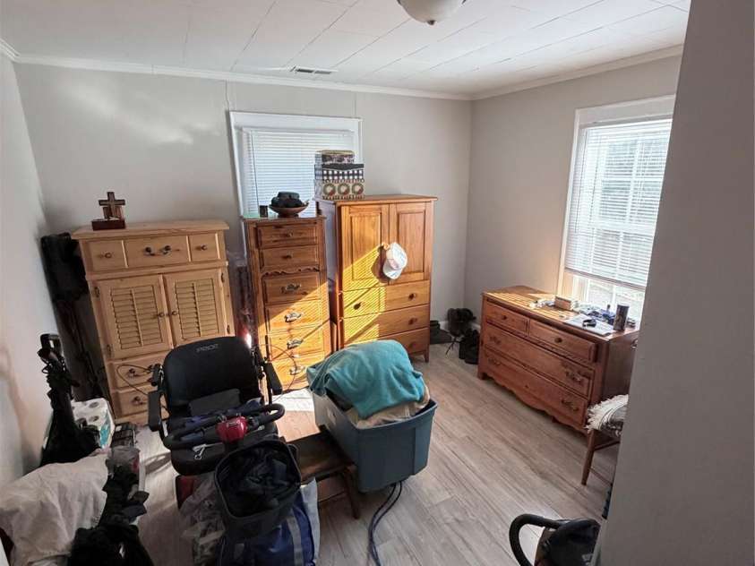 1009 Spann Street, Shelby, NC 28150.  MLS# CAR4336473, YatesRealty ID 3307. 