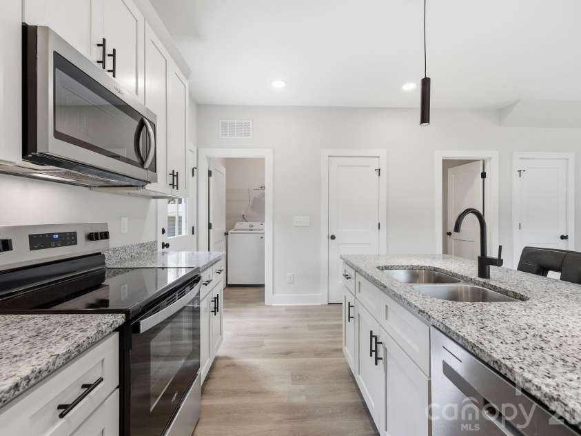 215 Green Street, Salisbury, NC 28144.  MLS# CAR4397228, YatesRealty ID 33070. Kitchen