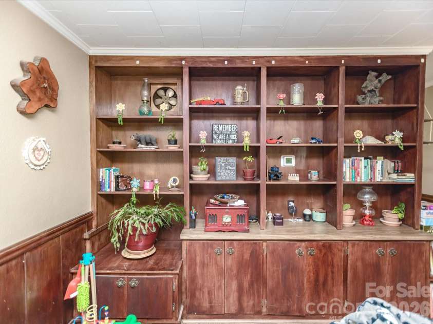 2111 Emmanuel Church Road, Conover, NC 28613.  MLS# CAR4396918, YatesRealty ID 33071. 