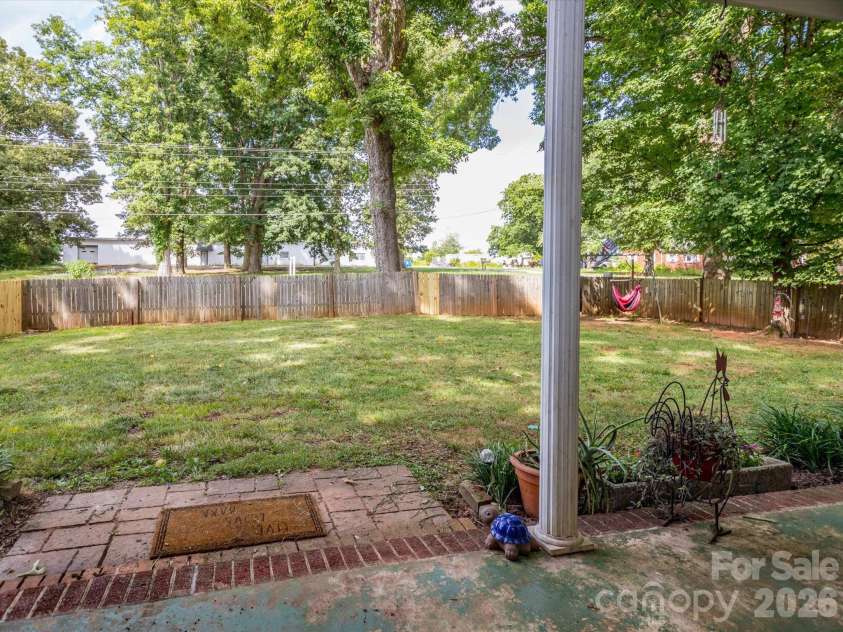 2111 Emmanuel Church Road, Conover, NC 28613.  MLS# CAR4396918, YatesRealty ID 33071. 
