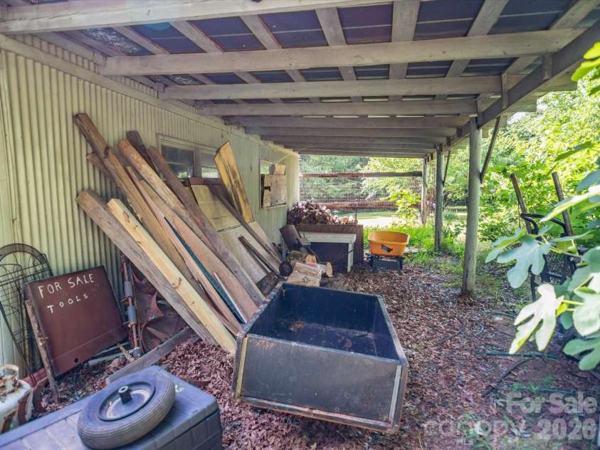 2111 Emmanuel Church Road, Conover, NC 28613.  MLS# CAR4396918, YatesRealty ID 33071. 