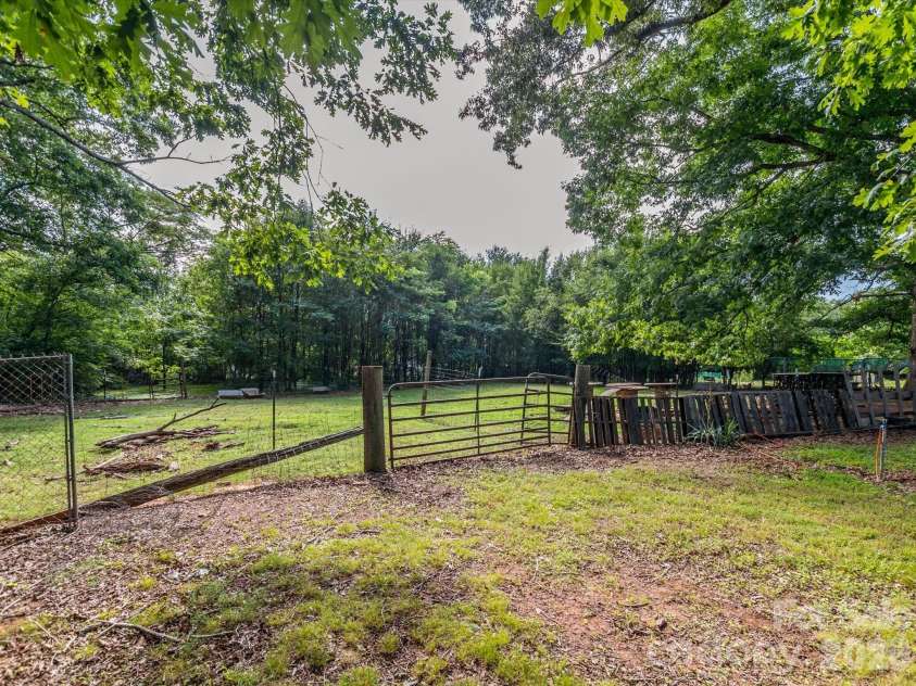 2111 Emmanuel Church Road, Conover, NC 28613.  MLS# CAR4396918, YatesRealty ID 33071. 