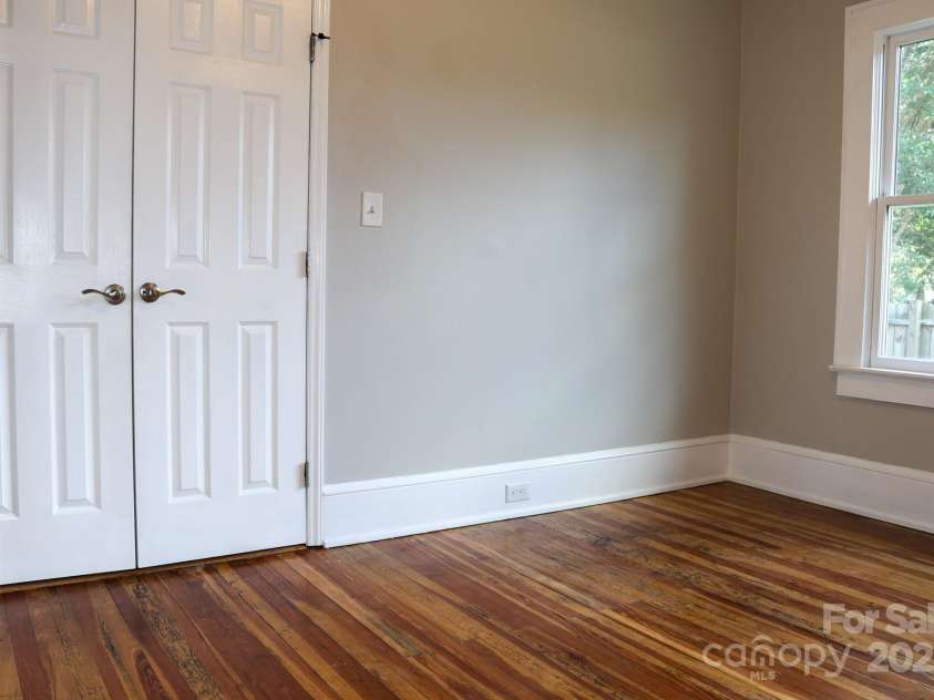 301 Faulkner Street, Clover, SC 29710.  MLS# CAR4276256, YatesRealty ID 33071. 