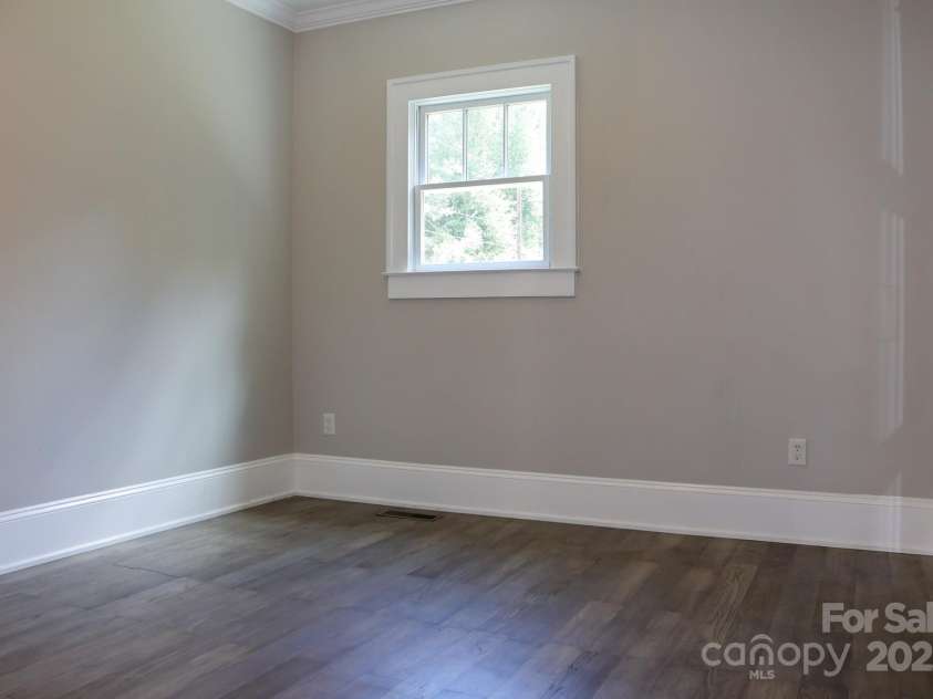 301 Faulkner Street, Clover, SC 29710.  MLS# CAR4276256, YatesRealty ID 33071. 