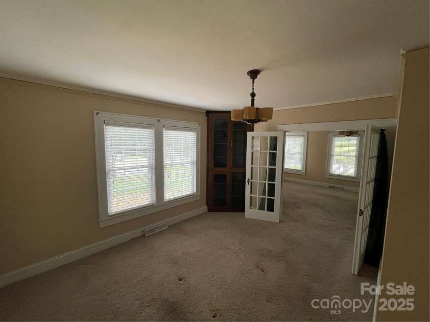 1302 A Street, Kannapolis, NC 28081.  MLS# CAR4291773, YatesRealty ID 33072. Dining Room