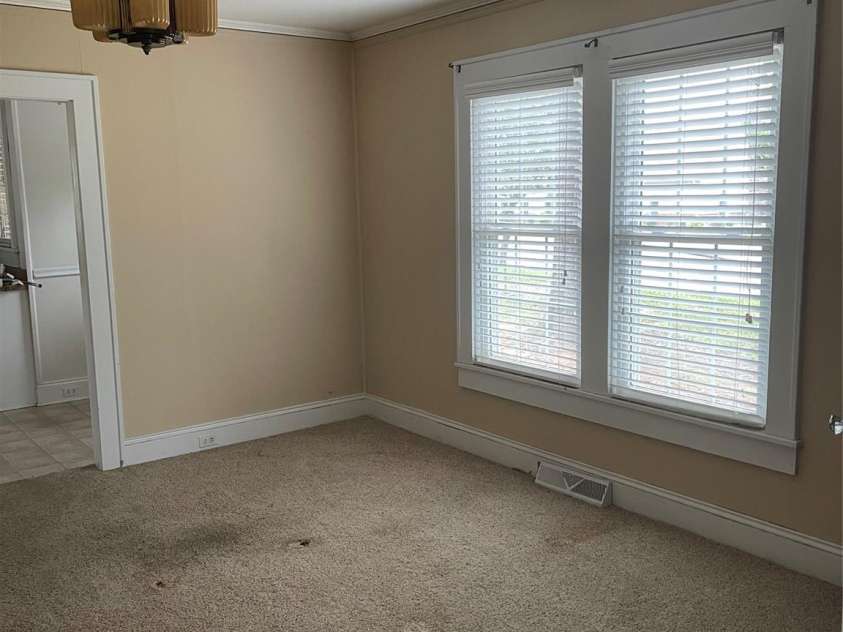 1302 A Street, Kannapolis, NC 28081.  MLS# CAR4291773, YatesRealty ID 33072. Dining Room