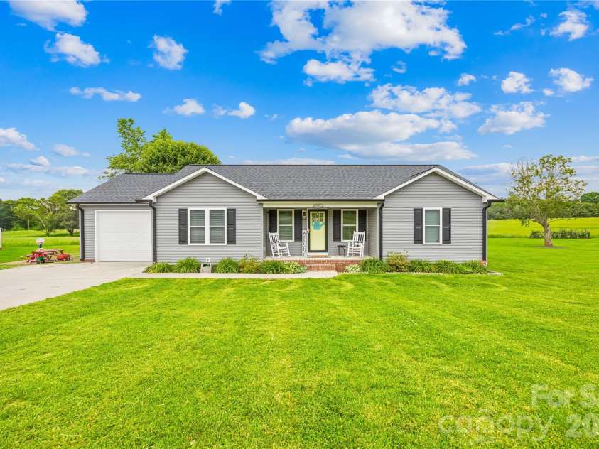 2251 Rock Dam Road, Lincolnton, NC 28092.  MLS# CAR4395799, YatesRealty ID 33072. 