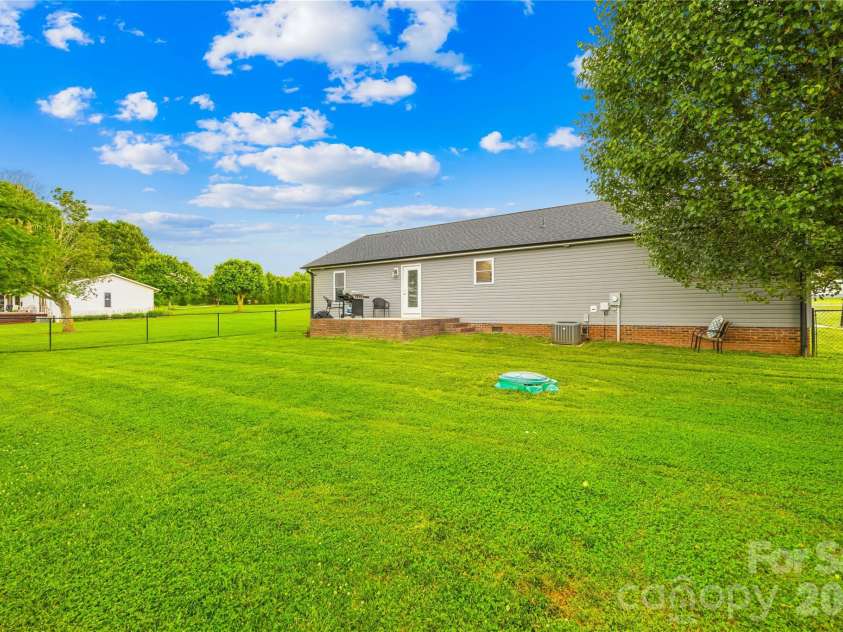 2251 Rock Dam Road, Lincolnton, NC 28092.  MLS# CAR4395799, YatesRealty ID 33072. 