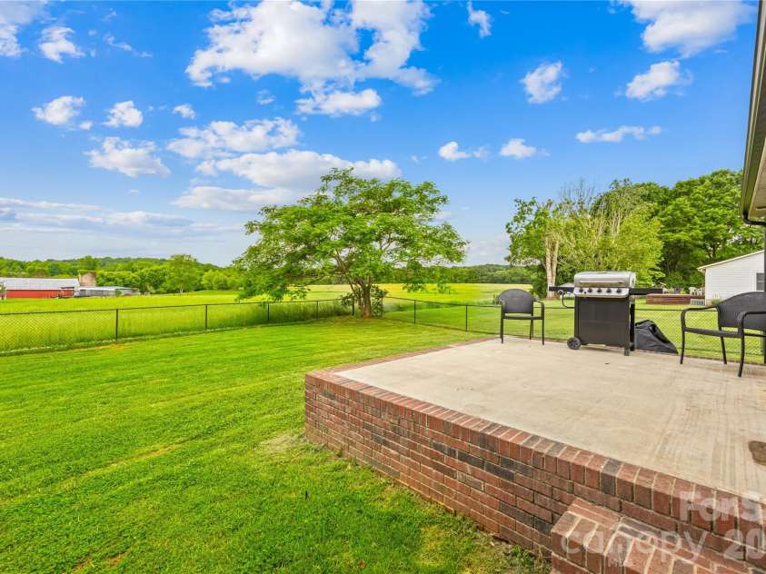 2251 Rock Dam Road, Lincolnton, NC 28092.  MLS# CAR4395799, YatesRealty ID 33072. 