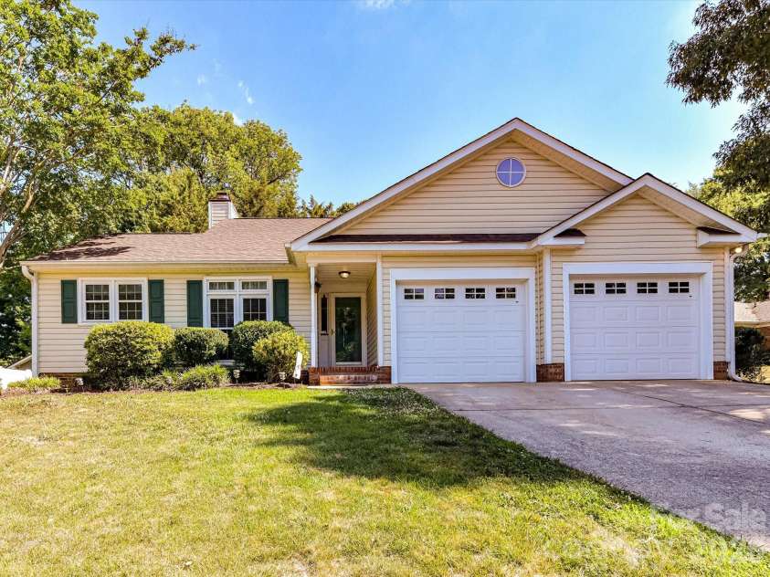 3616 Still Oaks Court, Concord, NC 28027.  MLS# CAR4395356, YatesRealty ID 33074. 