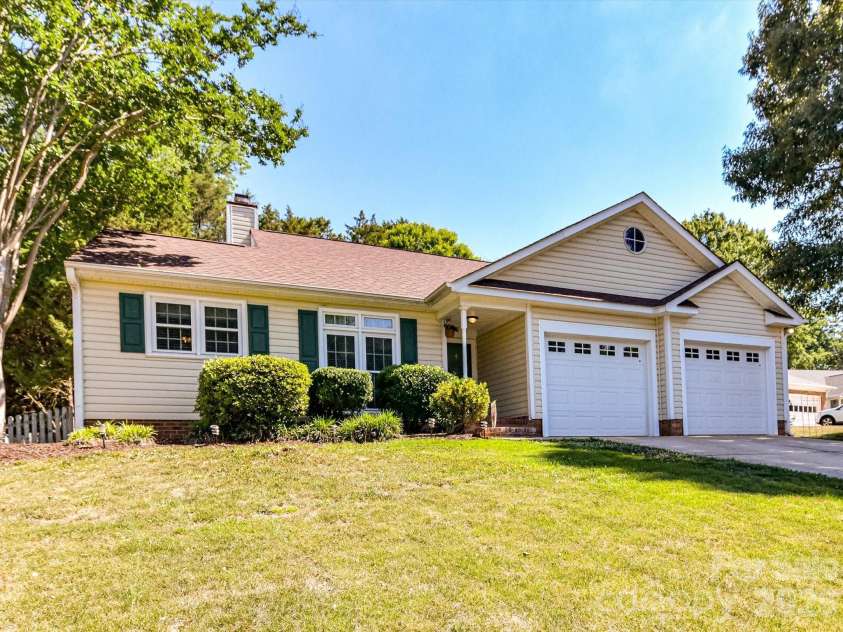 3616 Still Oaks Court, Concord, NC 28027.  MLS# CAR4395356, YatesRealty ID 33074. 