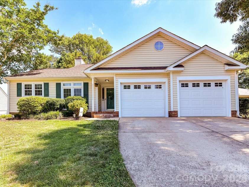3616 Still Oaks Court, Concord, NC 28027.  MLS# CAR4395356, YatesRealty ID 33074. 