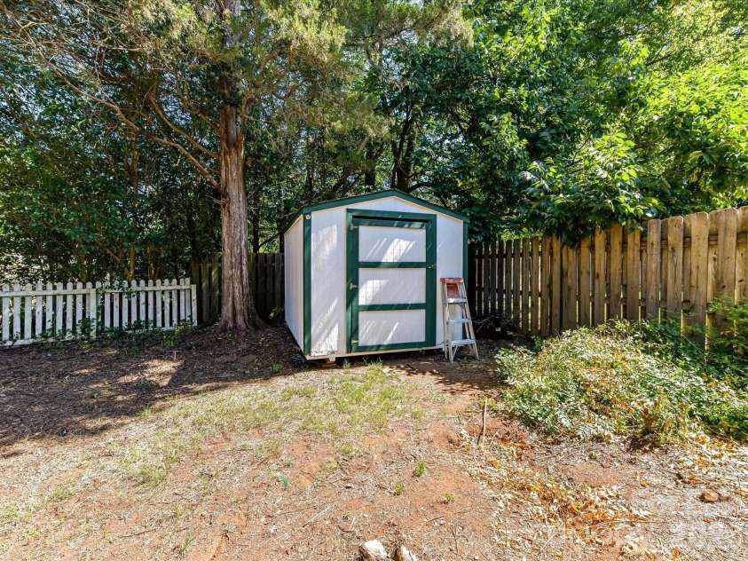 3616 Still Oaks Court, Concord, NC 28027.  MLS# CAR4395356, YatesRealty ID 33074. 