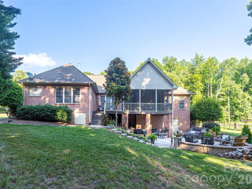 2041 Fairways Drive, Cherryville, NC 28021.  MLS# CAR4395550, YatesRealty ID 33075. 
